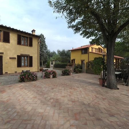 Hostal Gli Oleandri Castelfiorentino Exterior foto